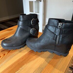 Leather ankle boots